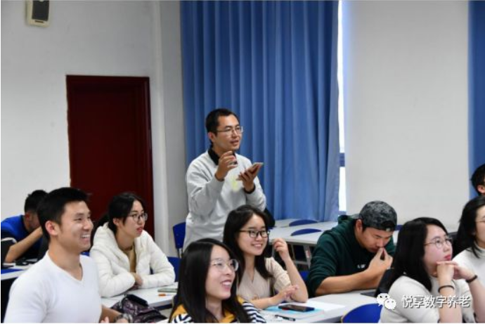 “智慧养老,相信未来” ——豪门国际数字走进清华大学(图4) “智慧养老,相信未来” ——豪门国际数字走进清华大学(图4)